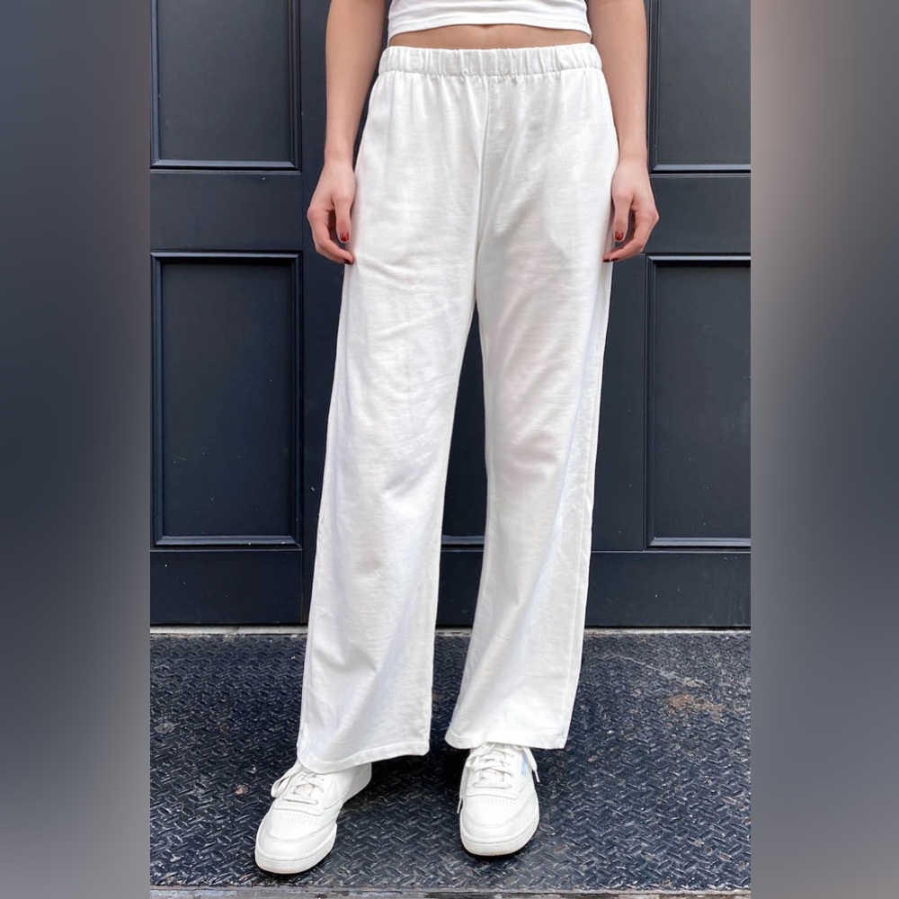 BRANDY MELVILLE ANASTASIA SWEATPANTS